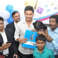 Mahesh Babu at Univercell Mobile Store Opening Stills | Picture 73064